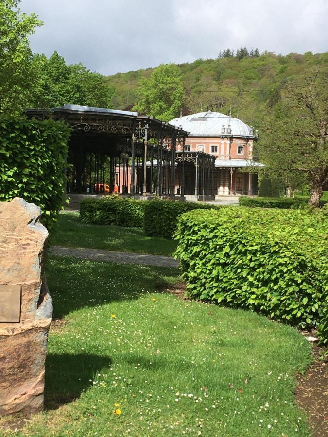 Holiday Home "Les Ancolies " Gite Citadin Spa Eksteriør billede